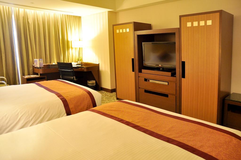Evergreen Plaza Hotel - Tainan Room photo Deluxe room